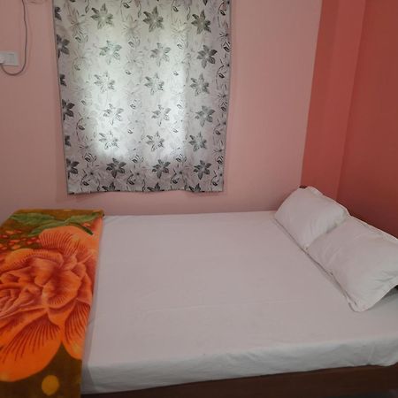 Lbh Hotell Gaya Exteriör bild
